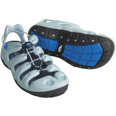 mion current hiking sandal