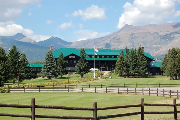 glacier park lodge and hotel