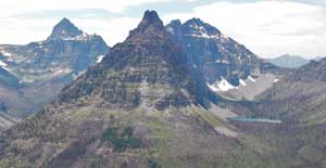 Many Glacier Lodge