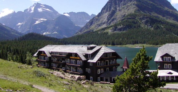 many glacier lodge and mountains