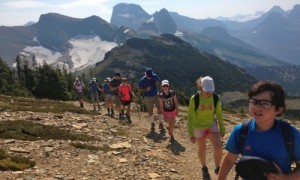 Crowded Hike In Glacier National Park Thanks To High 2014 Attendance Numbers